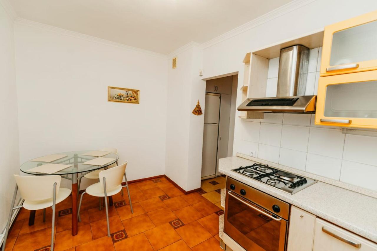 Stefan cel Mare Apartment Chisinau Exterior foto